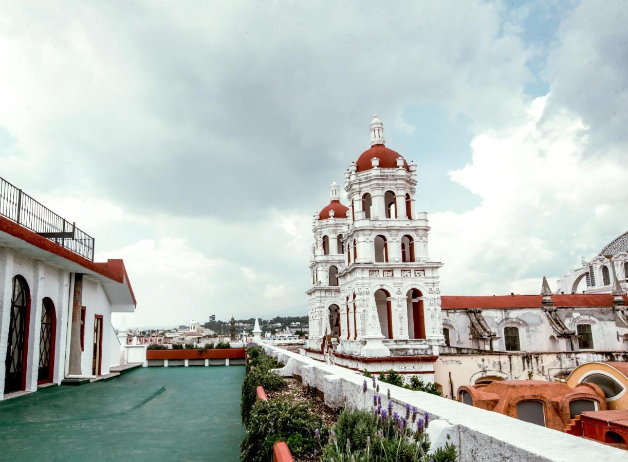 Colonial 3*