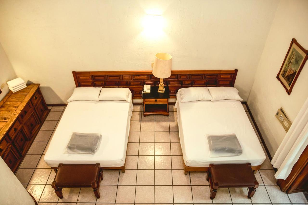 Hotel Colonial