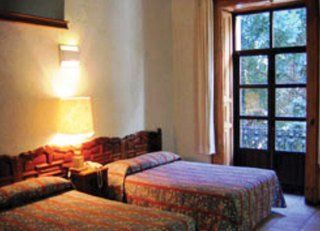 Colonial Hotel
